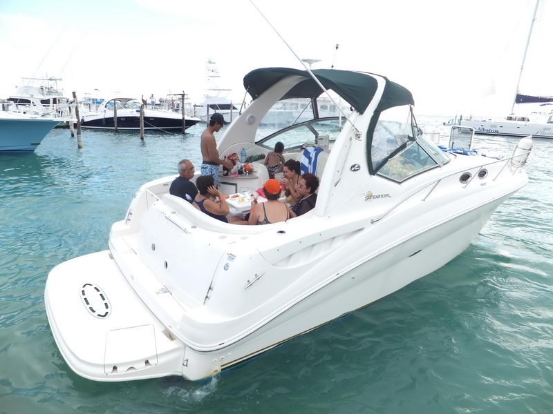 Searay Sundancer Yacht for rent