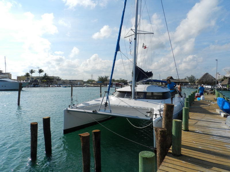 Catamaran Fountain Pajot 44 Lavezzi in Cancun Luxury VIP all…